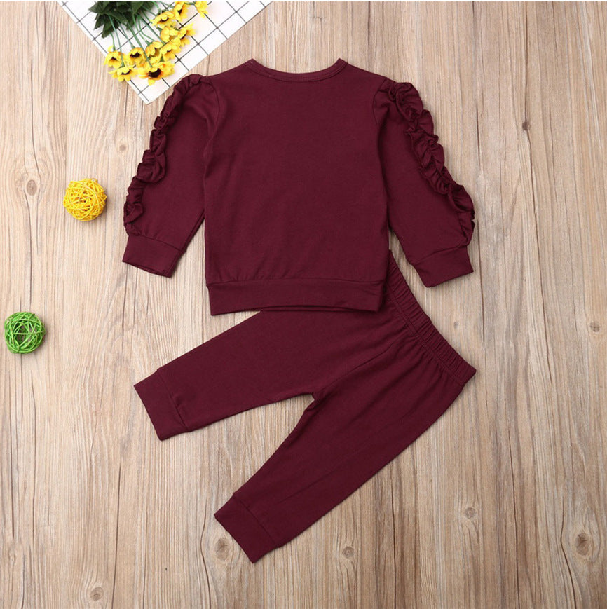Cosy Little Moments — Baby Ruffles 2-Piece Sweatshirt & Pants Set
