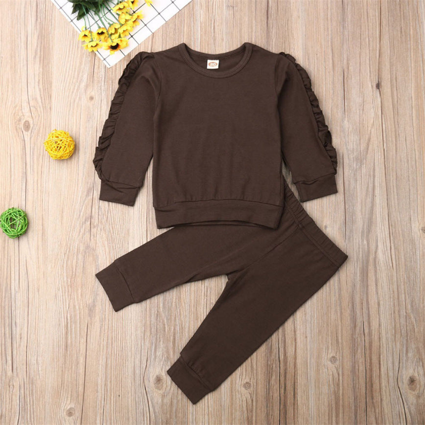 Cosy Little Moments — Baby Ruffles 2-Piece Sweatshirt & Pants Set